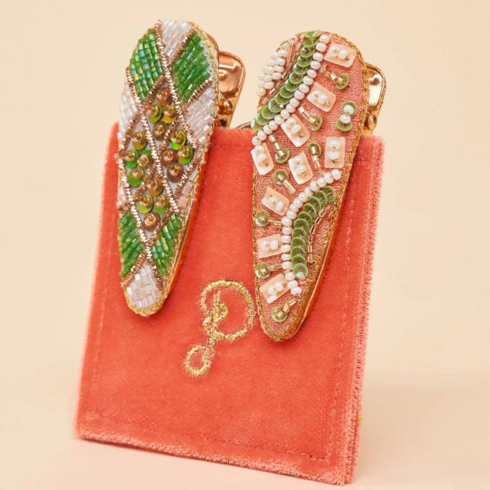 Powder beaded/sequined hair clips/2 clips/2 different sun & checked designs-NWT